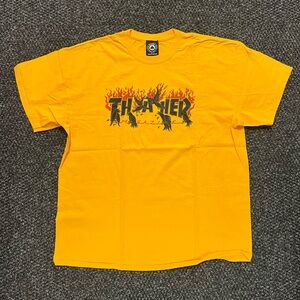 USED Thrasher Magazine tee size XLin good condition